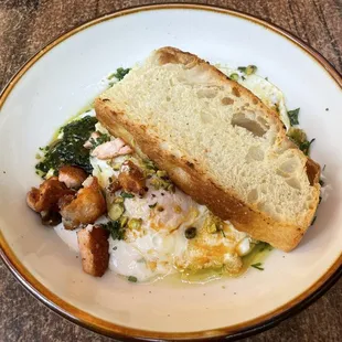 Turkish eggs with seared salmon (+3$)