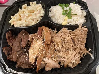 Freddy's Hawaiian Plates