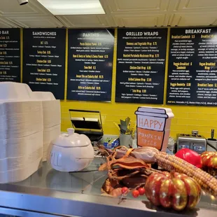 They have a total of 5 menu boards.