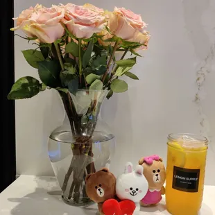 "Arnold Palmer" drink - half lemonade and half green tea