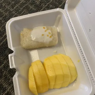 Mango With Sweet Sticky Rice (Seasonal)