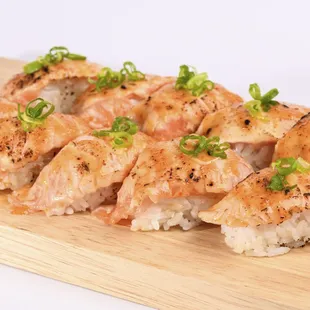 Seared Salmon Sushi 10pcs