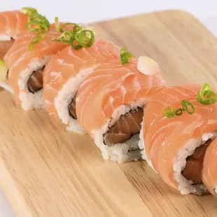 Super Salmon Roll