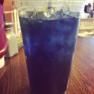 Gummy bear lemonade