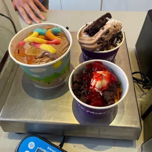 Frozen yogurt