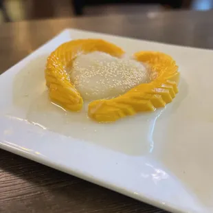 Sweet Sticky Rice w/ Mango