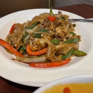 Drunken noodles (3/5) beef was really tough