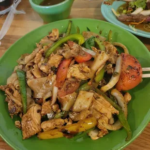 Chicken drunken noodle