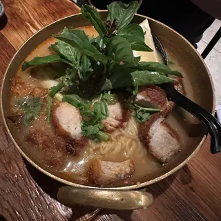Tom Yum Thai Ramen