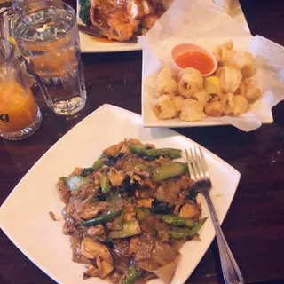 Pad See Ew Lunch