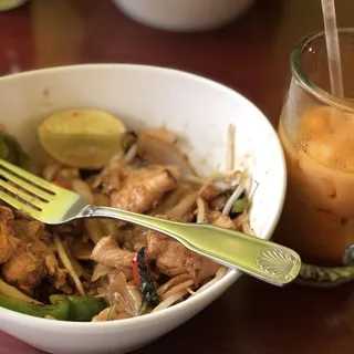 Pad Kee Mao Lunch