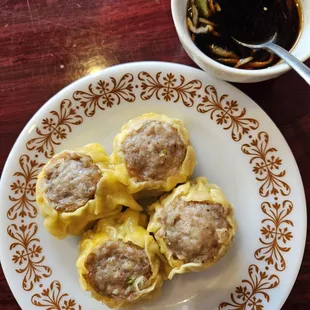 Steamed dumplings