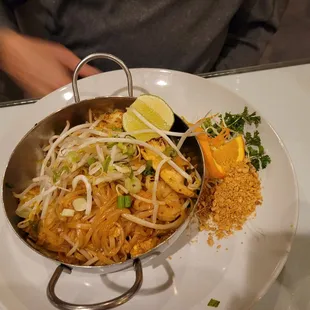 Pad thai deluxe