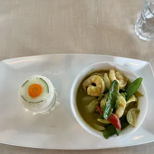 Green curry with shrimp