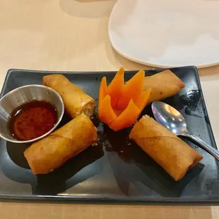 Crispy Chicken Thai Egg Rolls