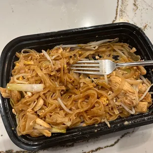Chicken Pad Thai
