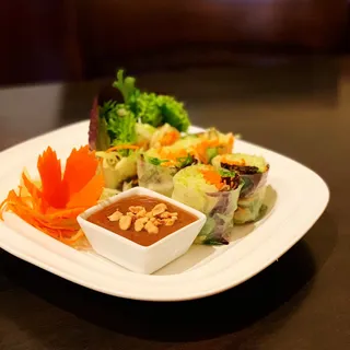 Fresh Salad Roll (2)