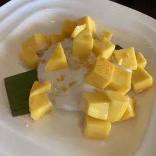 Mango Sticky Rice (Seasonal)