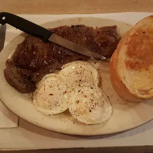 An absolute masterpiece!  Mile Lemonhead is a poached egg ARTIST!