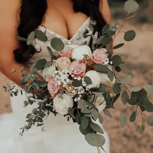 Lena's Flowers &amp; Catering