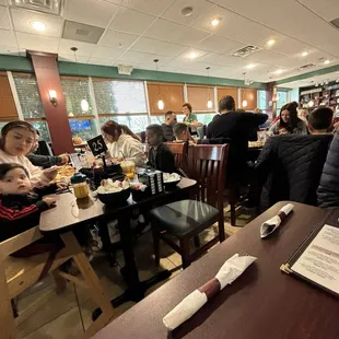 sushi and sashimi, interior