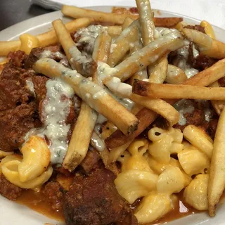 Stinky Chili Mac N Cheese