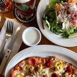 House salad with house made ranch, flat bread and Quarrymen Pale Ale.