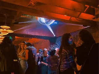Apt Disco