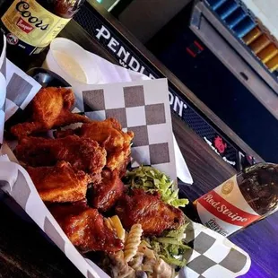 Lenny's wings are the best around!