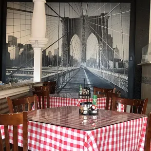 Mural of Brooklyn bridge