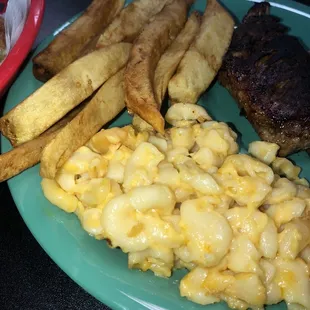 mac and cheese, french fries