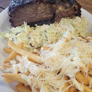 Beef ribs, coleslaw,  and fries with Aioli sauce.