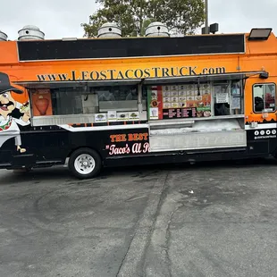 Leo's Tacos Truck