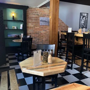 Comfortable and stylish decor