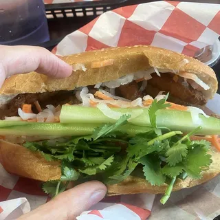 5. Banh Mi Vegan Ham