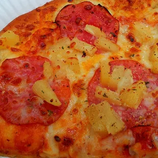 Aloha!  Leonardi's Hawaiian Slice