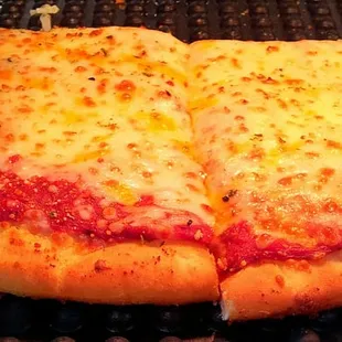 Leonardi's 'ooey-gooey' Cheese Slice.. mmmmmm