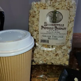 Yummy Stevensville Popcorn and a Maple Spice Latte.....