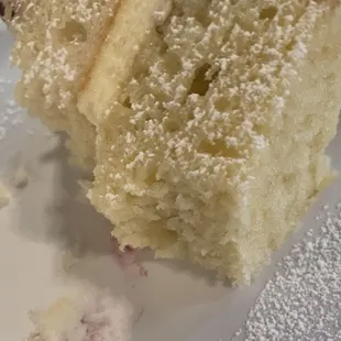 Lemon blueberry cake