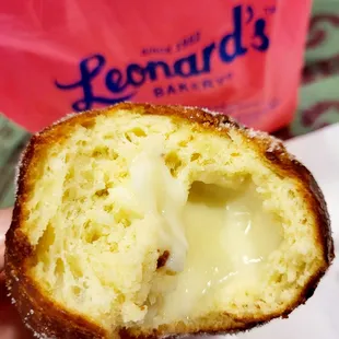 I broke protocol &amp; got a custard filled malasada. Next time, I&apos;m just gonna stick to what I know best..........da ORIGINAL Malasada.