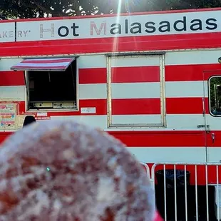 Original malasada ($1.94 w/tax).