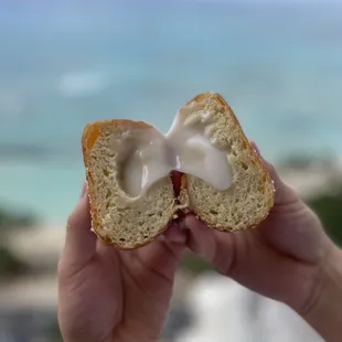 haupia (coconut) ($1.50)