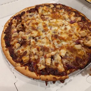 BBQ chicken pizza