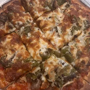 Leona&apos;s Classic 1950 Traditional Thin Crust Pizza