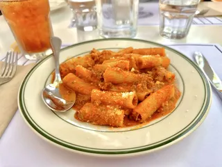 Jon & Vinny's Studio City