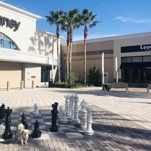 Next door to JCPenney. They also have tables and umbrellas. Not pictured in this pic.