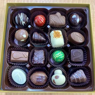 Lovely chocolate box! A nice assortment