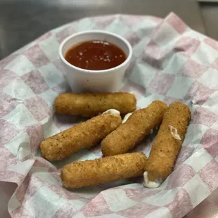 Mozzarella sticks