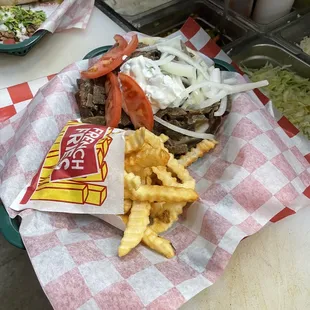 Gyro w fries