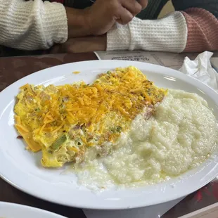 Western omelette with buttery grits